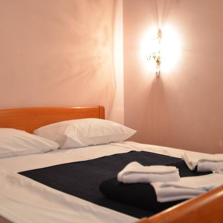 יהורינה Hotel Dva Javora מראה חיצוני תמונה